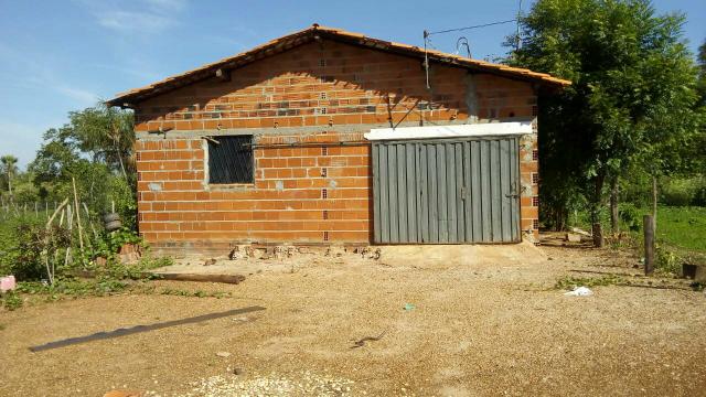 Troca se em uma caçamba o carro e a casa - Foto 4