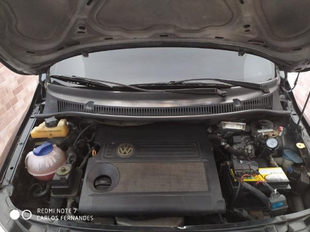 Vendo VW Fox 1.6 2005 4p Flex/GNV com ar/dh/trava - Foto 7
