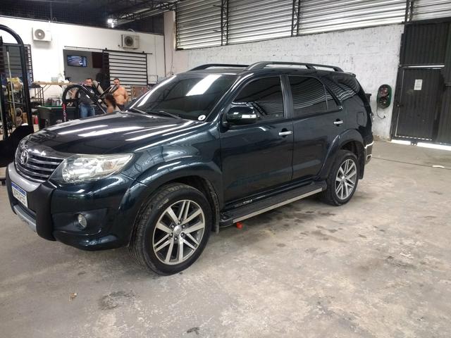 Hilux SW4 - Foto 11
