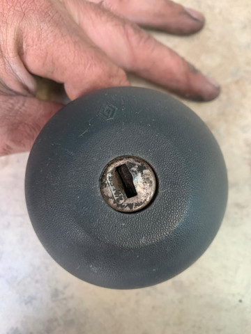 Tampa do tanque de combustivel renault master 2,5 original