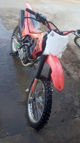 HONDA CRF 230 EM ÓTIMO ESTADO