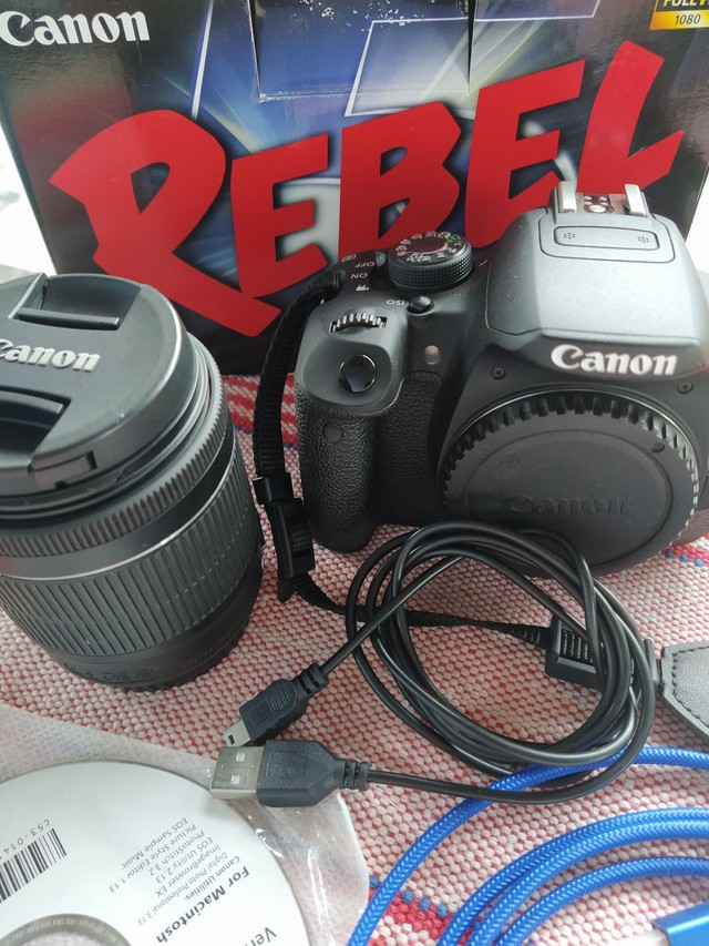 Câmera fotográfica Canon EOS T5i - Foto 2