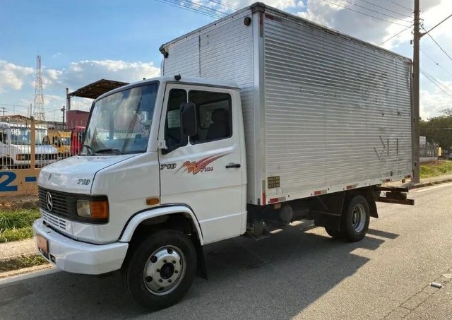 MB 710