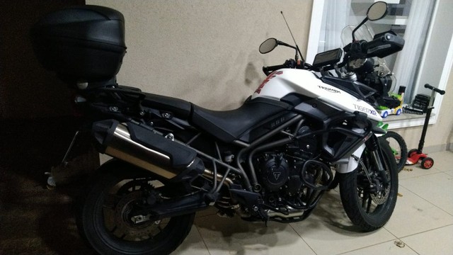 TRIUMPH TIGER 800 2016 COMPLETA EM ACESSÓRIOS, 25.000 KM