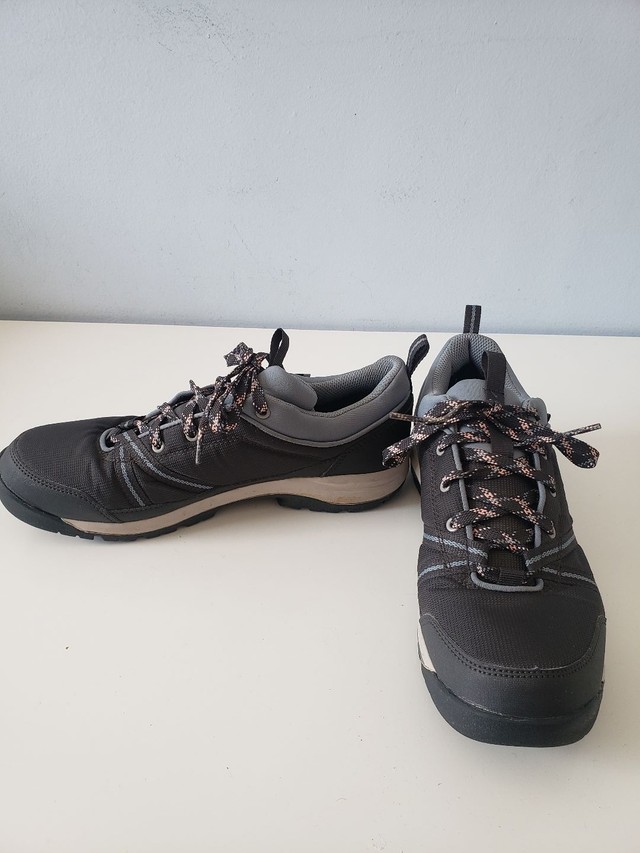 Tênis de trilha - marca Quechua (Decathlon). - Roupas e calçados - Cidade  Monções, São Paulo 1004164374 | OLX
