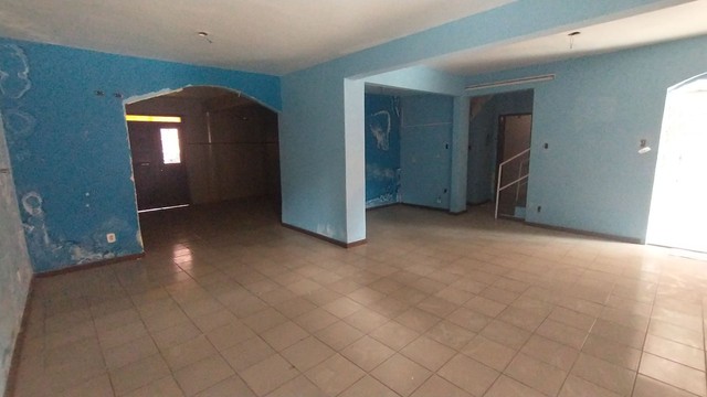 Casa na avenida principal do Cohafuma 9 quartos - Foto 5