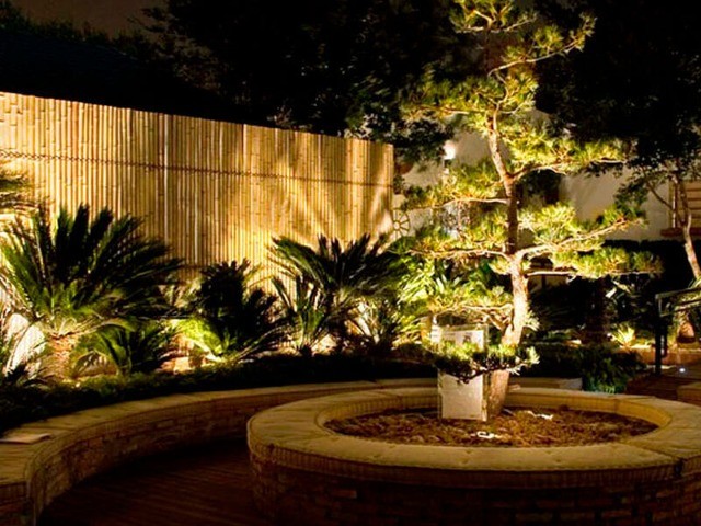 Kit 3 Refletor 10w Led Slim Externo Branco Frio Jardim Fachada - Foto 3