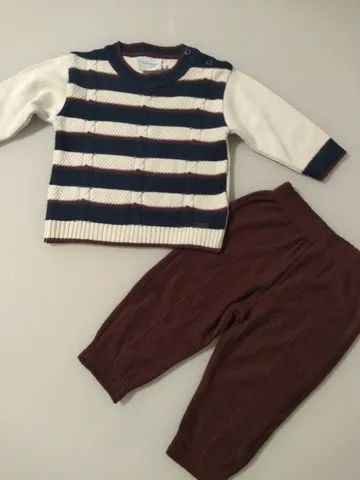 Suéter e calça jogger em tricô marca Noruega, tamanho P (0 a 3 meses)