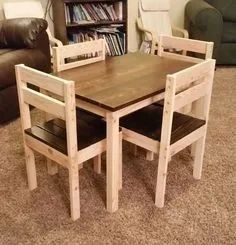 Mesa com quarto cadeiras  - Foto 3