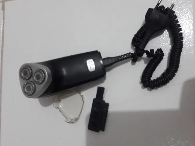 Barbeador Elétrico Philips Philishave De Luxe Hp 1126 - Foto 4