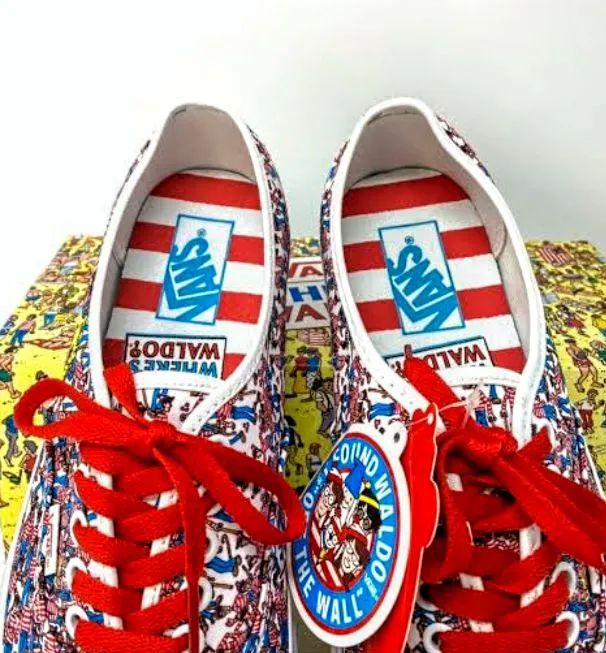 Tênis Vans Authentic x Where's Waldo  - Foto 4
