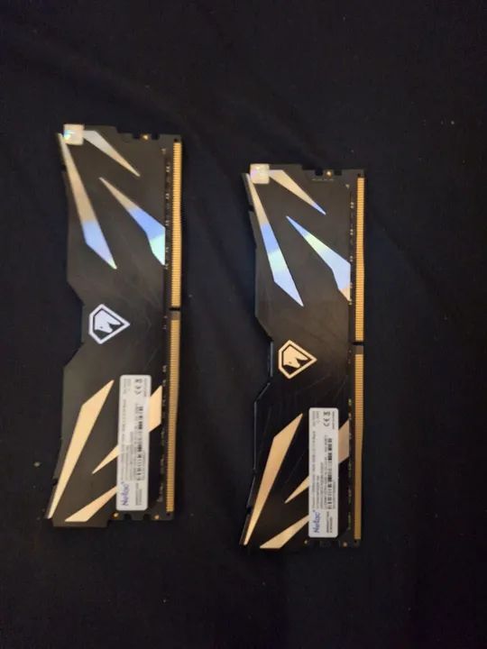 Memórias RAM 16Gb(2x8Gb) 3200Hz