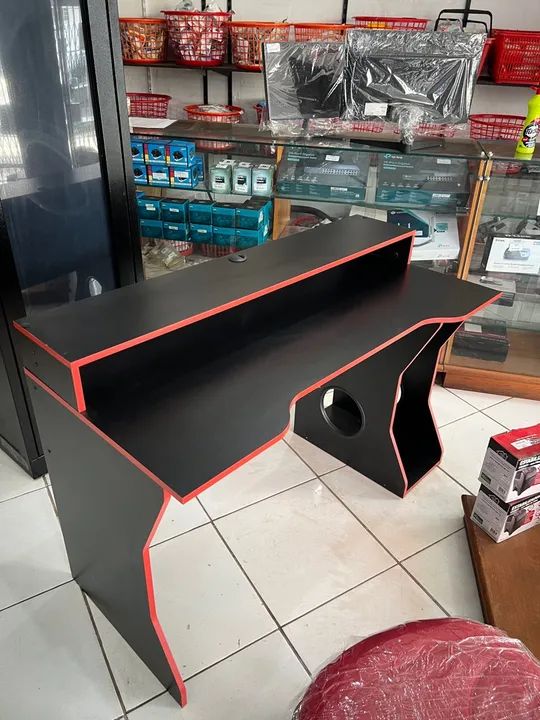 Mesa gamer para 2 monitores 