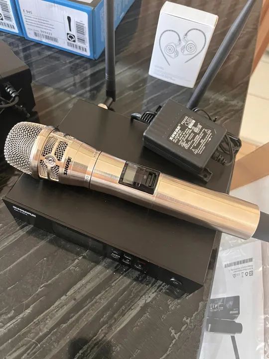 Microfone Sem Fio Shure QLXD4/KSM8 - Novo - Impecável - Foto 2