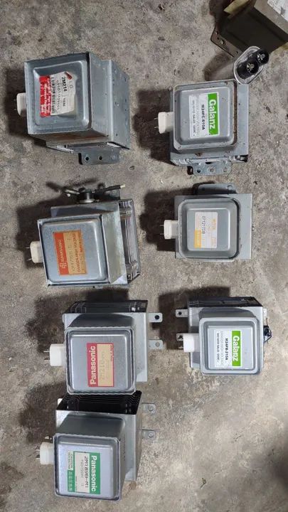 Magnetron, transformador, capacitor e peças para microondas em geral