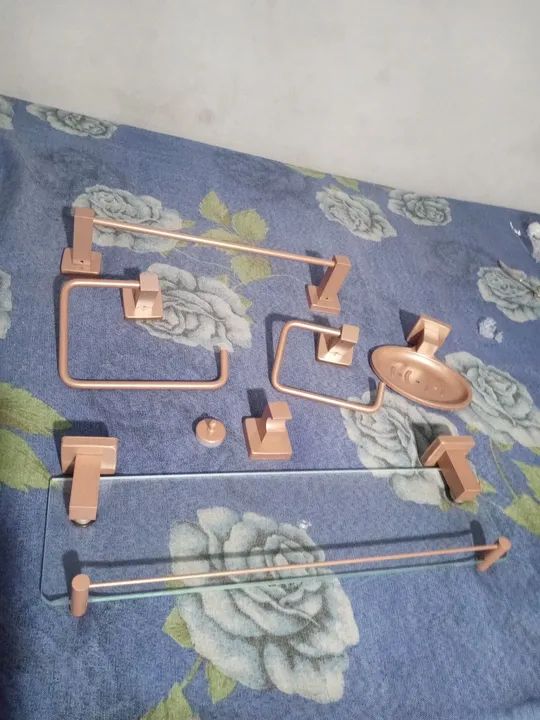 Kit banheiro novos em metal - Foto 2