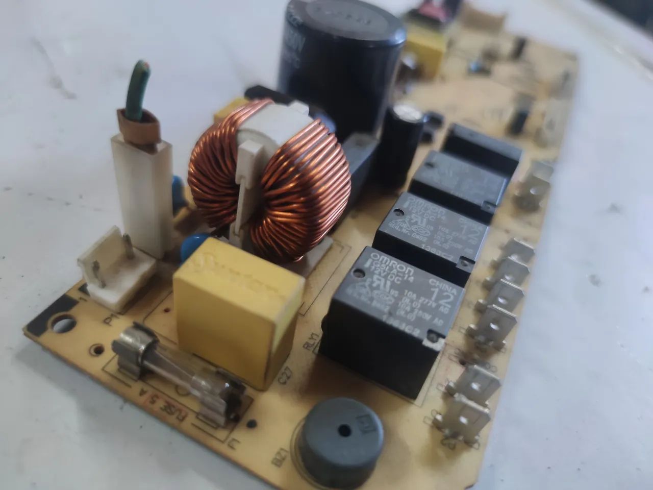 Placa F1338673833 HITACHI 