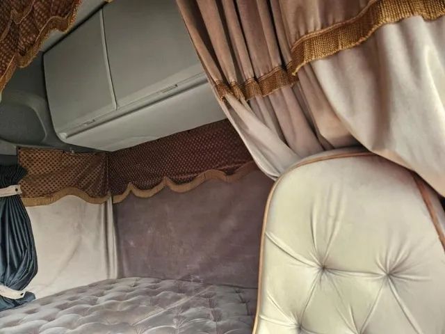 Scania R 450 6x2 Highline Ano 22 Euro 5 Painel TFT Geladeira e.e 3.35 freio a tambor Top - Foto 12