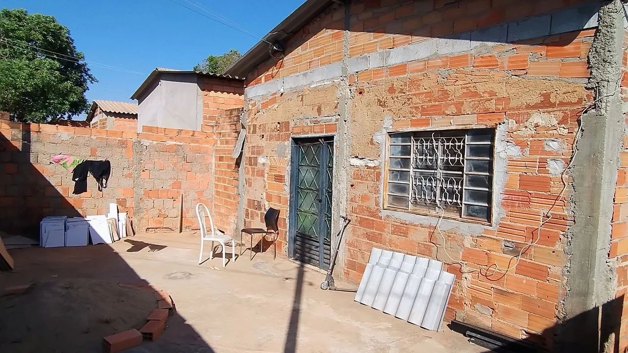 foto - Aparecida de Goiânia - Conjunto Habitacional Madre Germana - 1ª Etapa