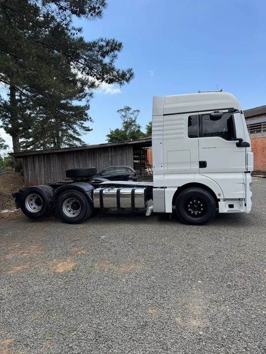 Impecavel MAN TGX 440 6x2 novo com preco bom  - Foto 5