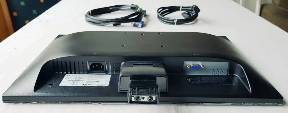 Monitor LCD 18.5 Polegadas - HP - Modelo E1941S-PN (L185X) - Funcionando - Sem Base - Foto 5