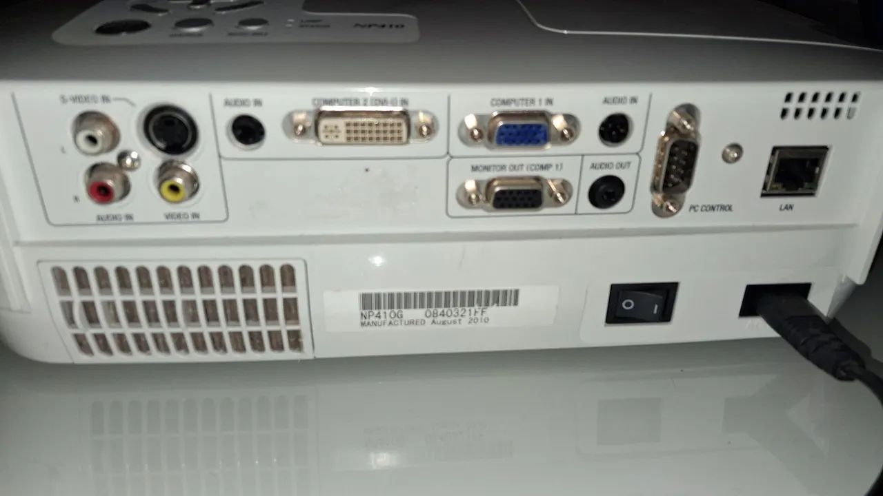 Projetor NEC - Alta qualidade e performance - Foto 2