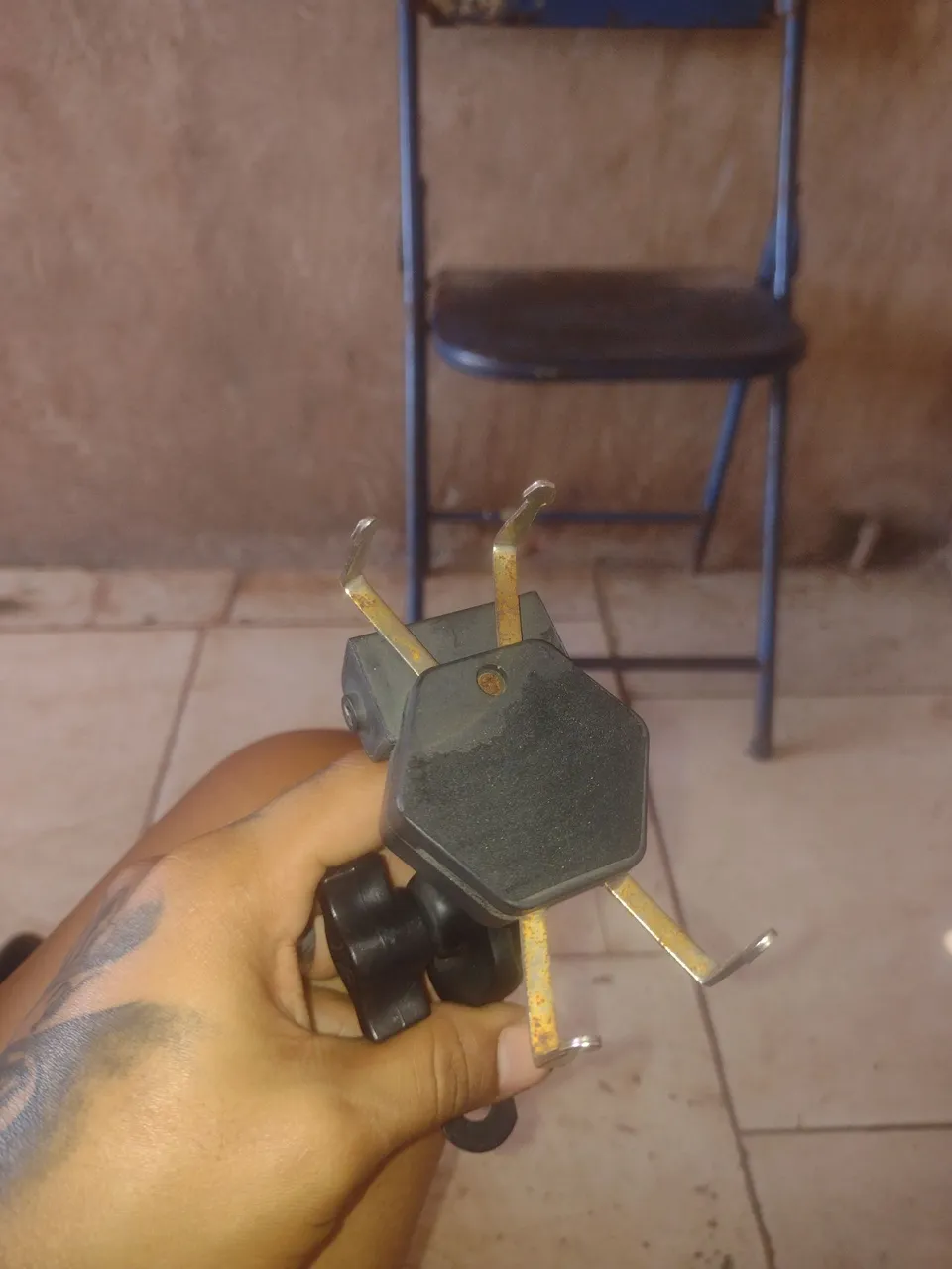 Suporte Universal para Celular de Moto