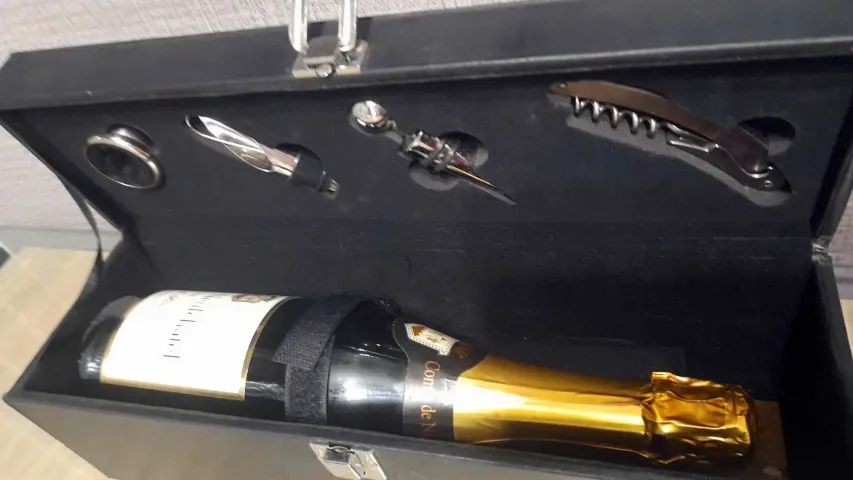 Vinho branco espumante brut França 750ml caixa com acessórios - Foto 2