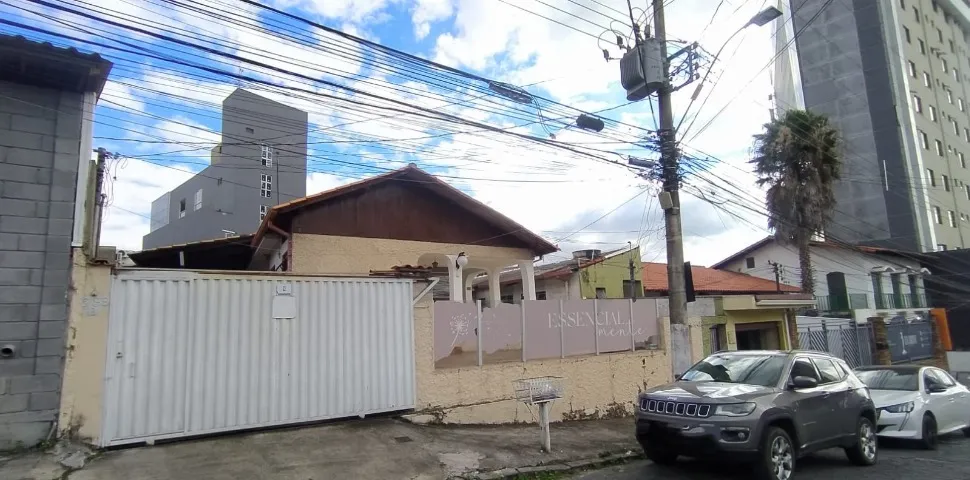 CASA COMERCIAL PARA ALUGAR-CENTRO DE BETIM - AO LADO DO HOTEL ABBA - R$3.500,00