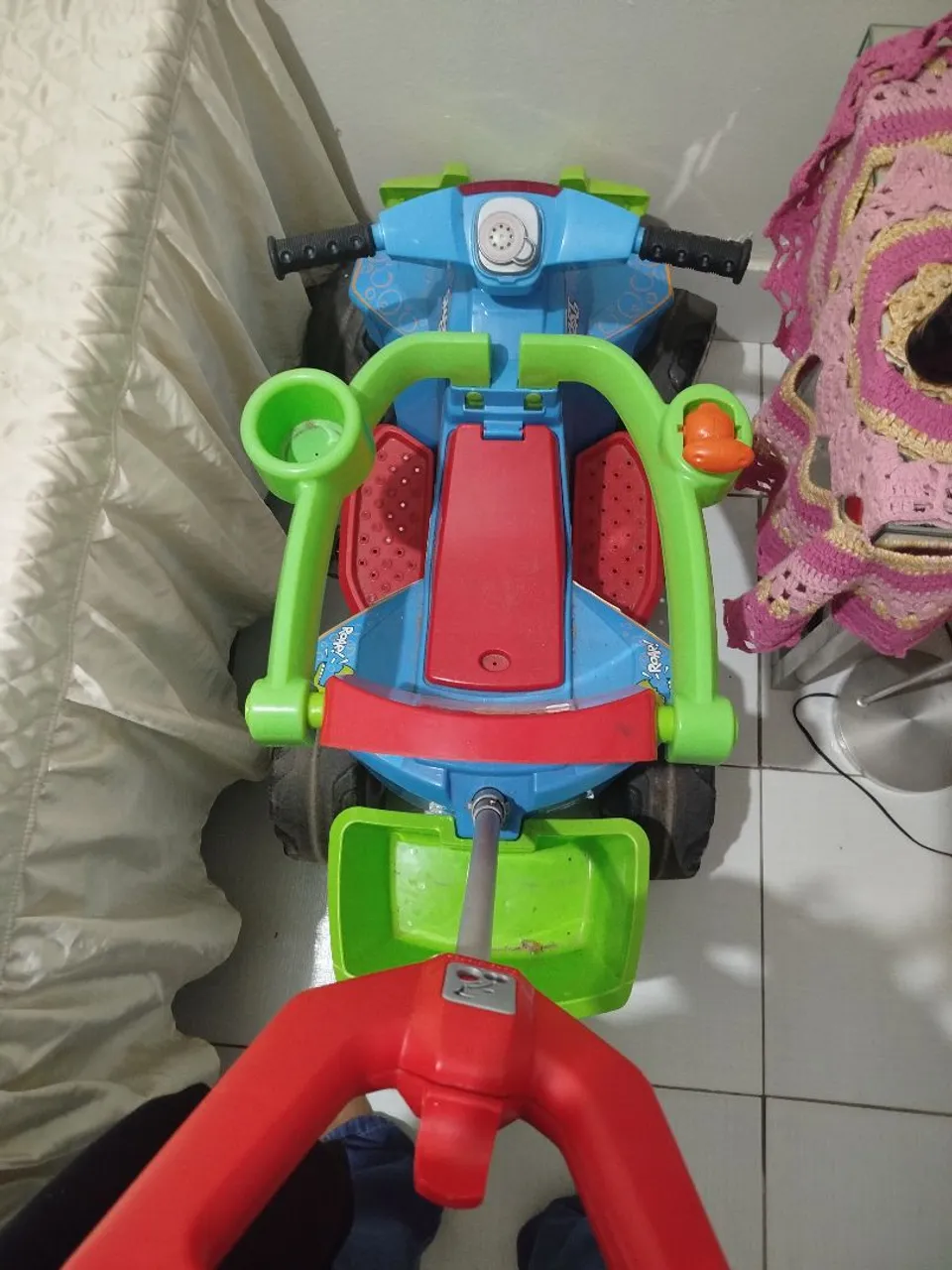 Triciclo Infantil com Empurrador - Ideal para Passeios