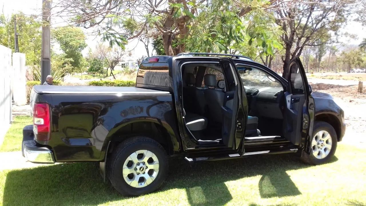 S10 Chevrolet 4x2 2013 - Foto 4