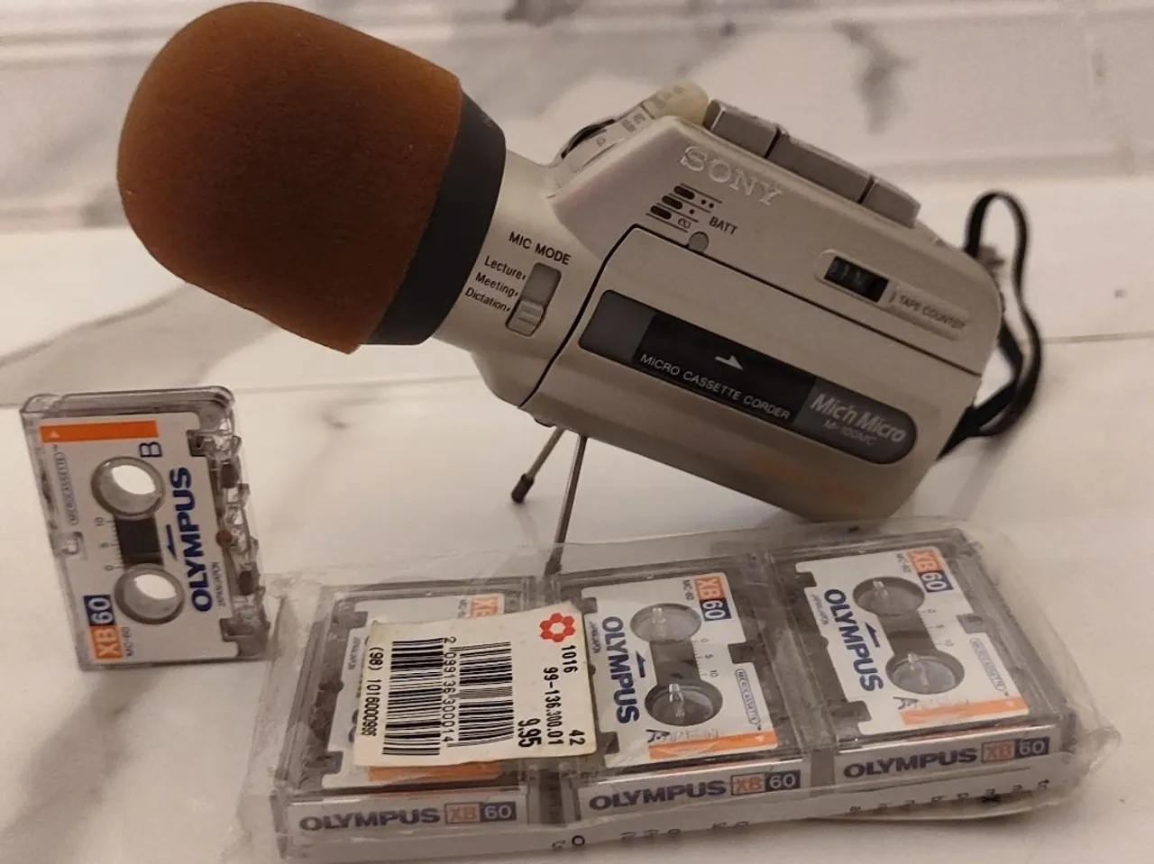 Gravador de microcassetes Sony M-100MC