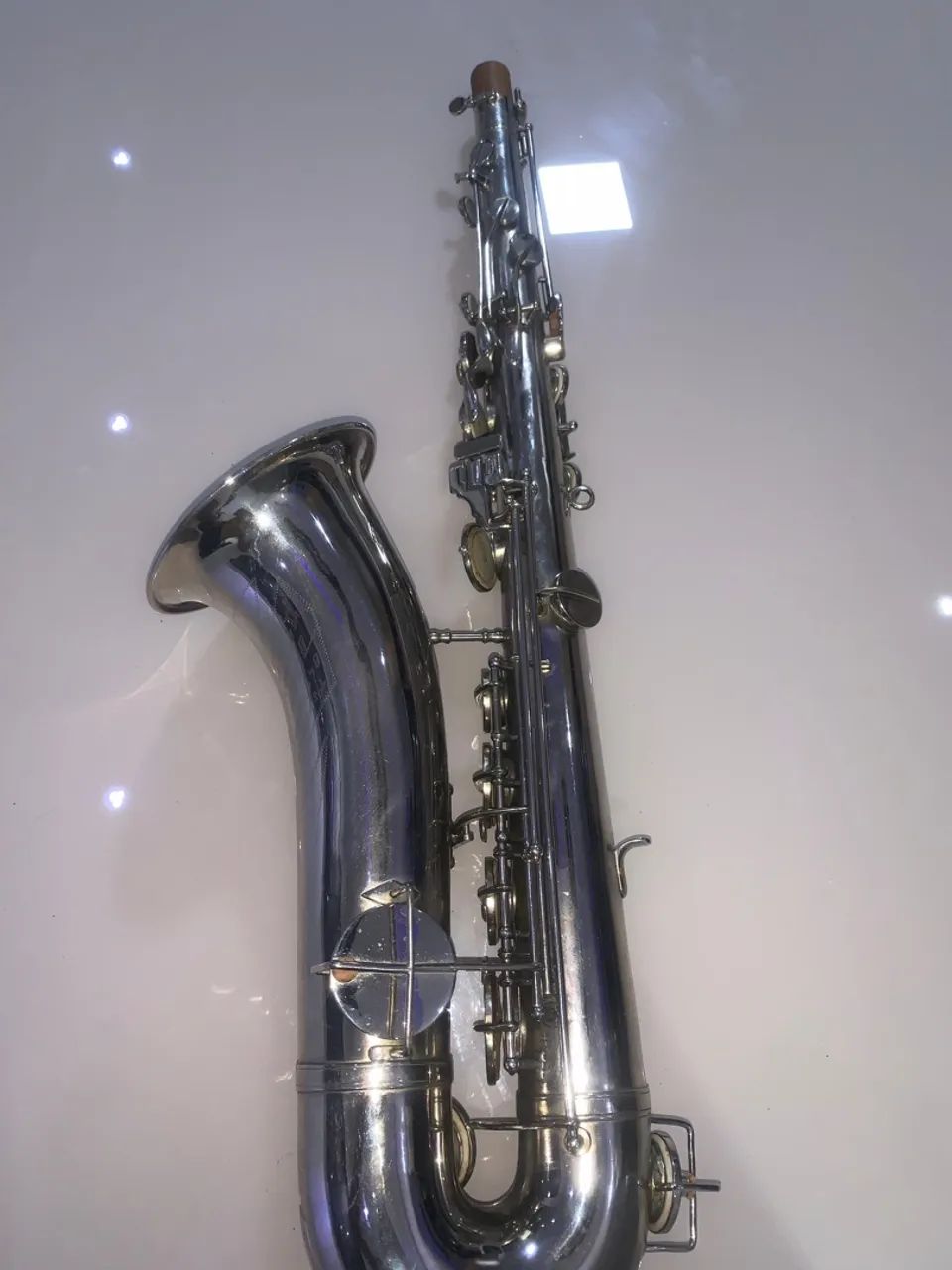 Saxofone Barítono Weril com Estojo - Completo e Conservado