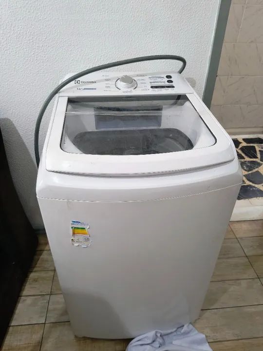 Máquina de lavar 14kg Electrolux 