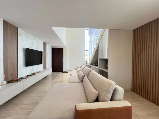 Casa com piscina com borda infinita - Foto 4