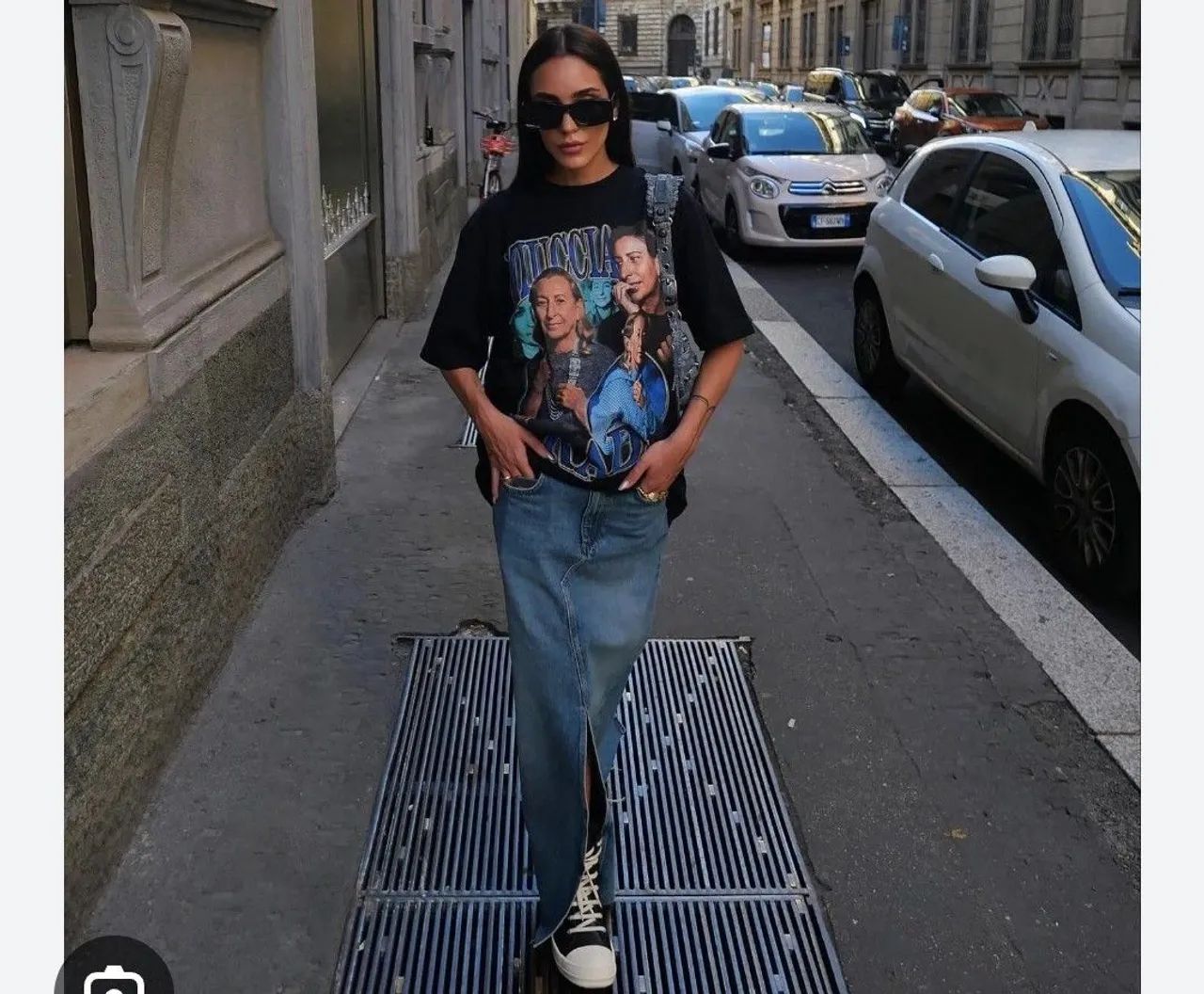 Camiseta Miuccia Prada - Foto 2
