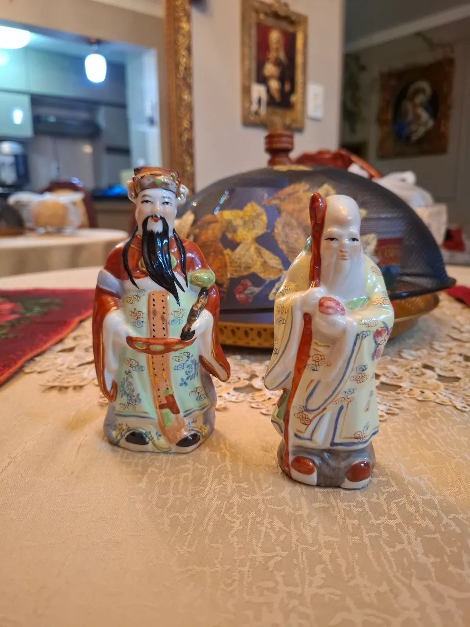 Par de Esculturas de Porcelana Chinesa