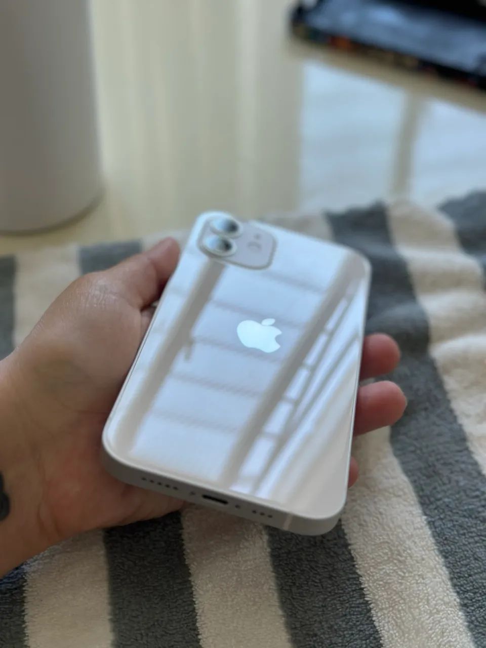 iPhone 12 256gb ( TODO ORIGINAL) - Celulares e Smartphones