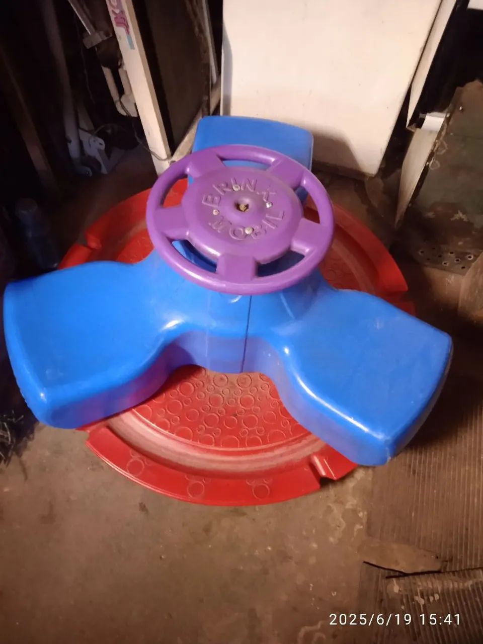 Carrossel gira gira 3 lugares BRINK MOBILil