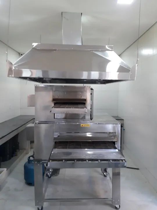 Coifas industriais em aço inox sob medida 