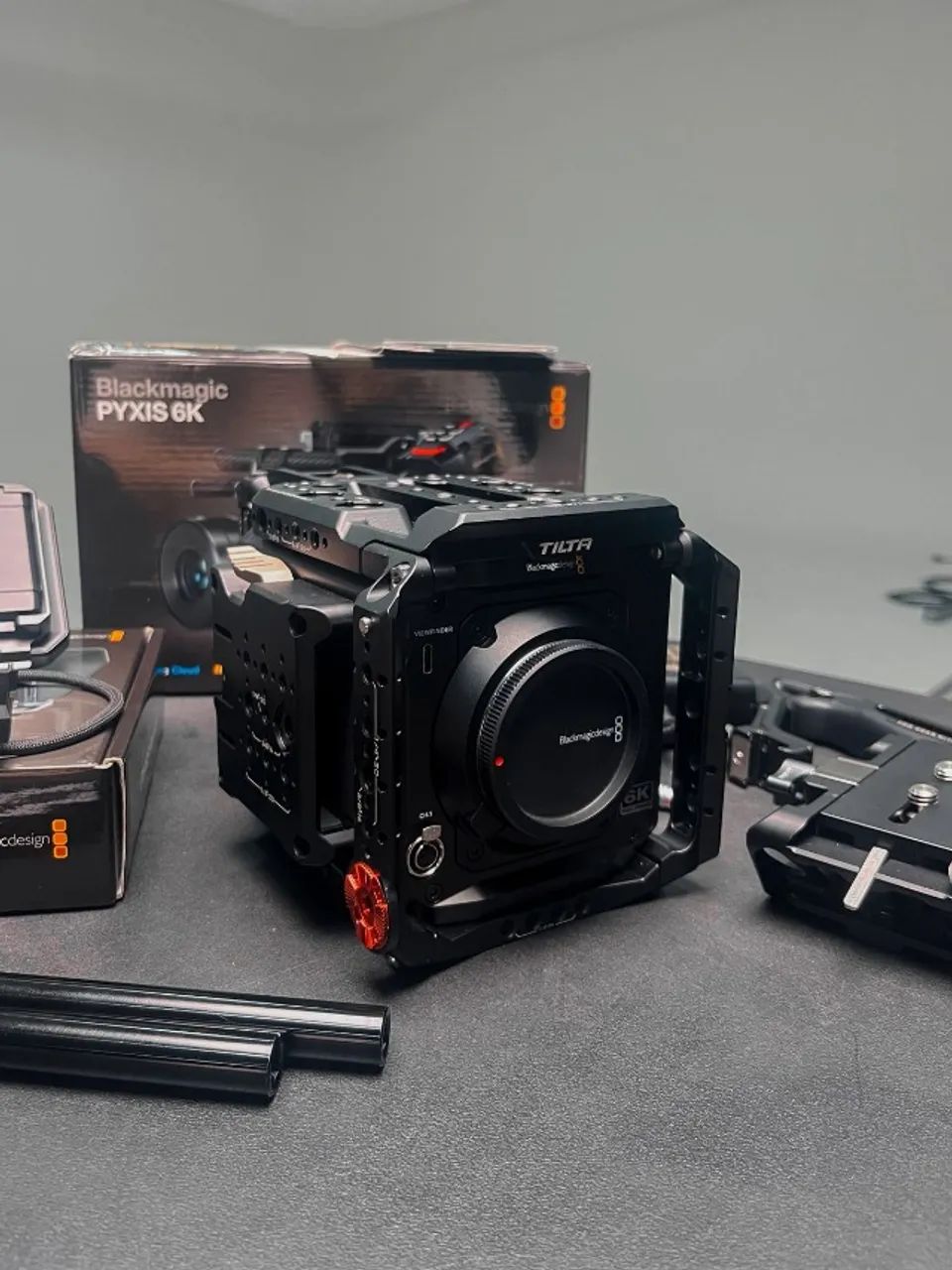 Blackmagic Pyxis 6k (L Mount) Full Cage Tilta Monitor Pyxis