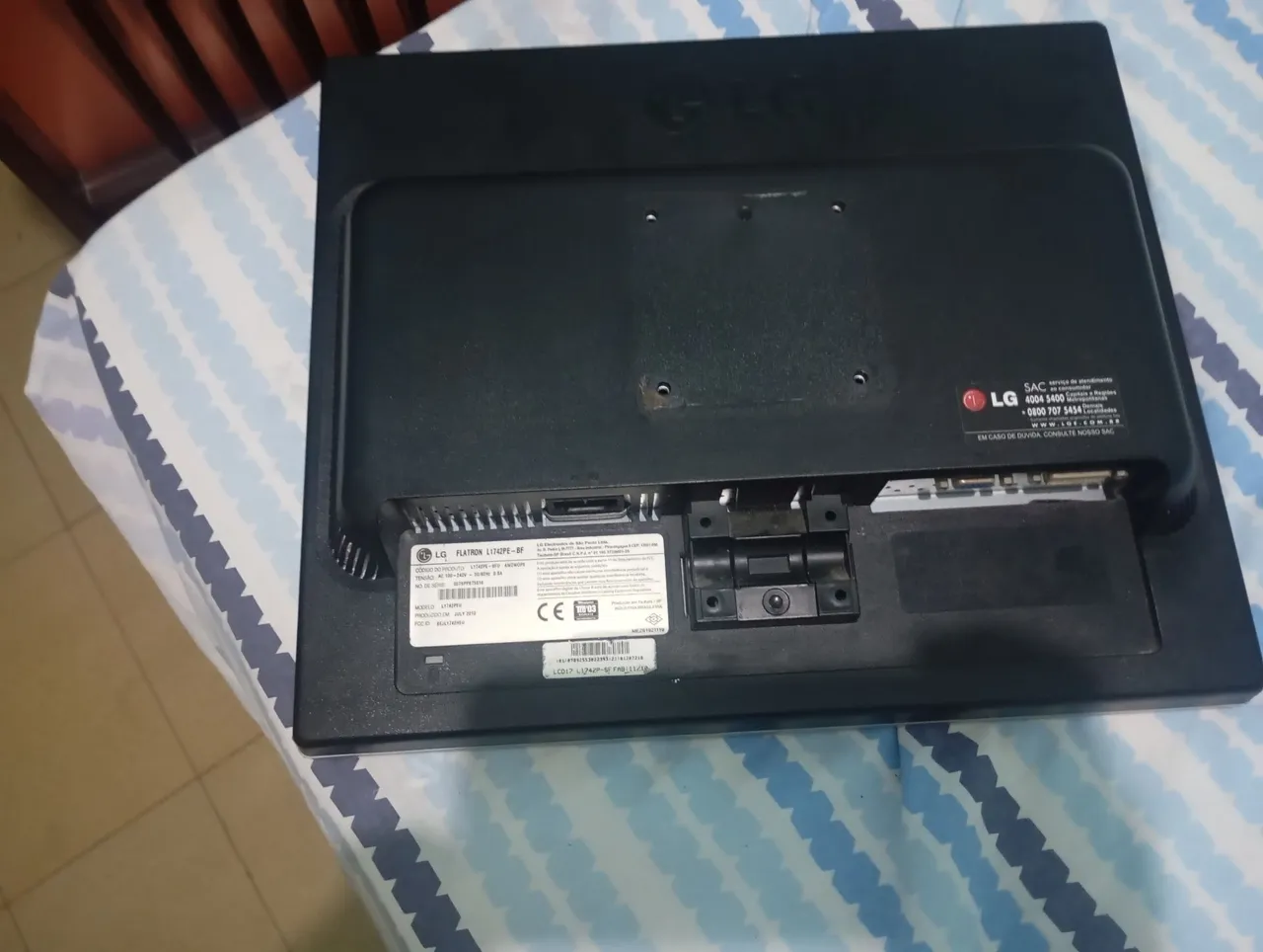 Monitor 17 polegadas