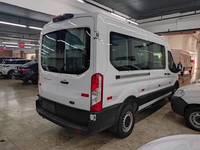 Ford Transit 15 lugares completa câmbio automático zero km Ano 2024 - Foto 3