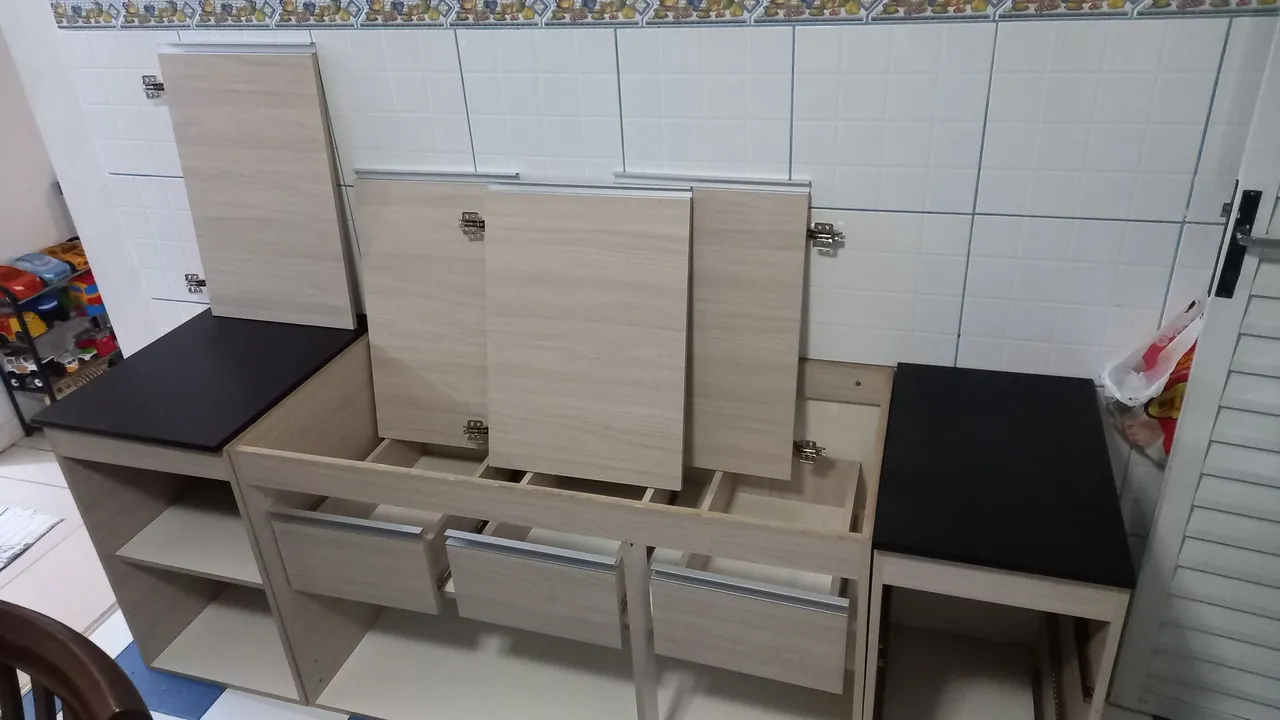 Armário de Cozinha Planejado com pia em granito