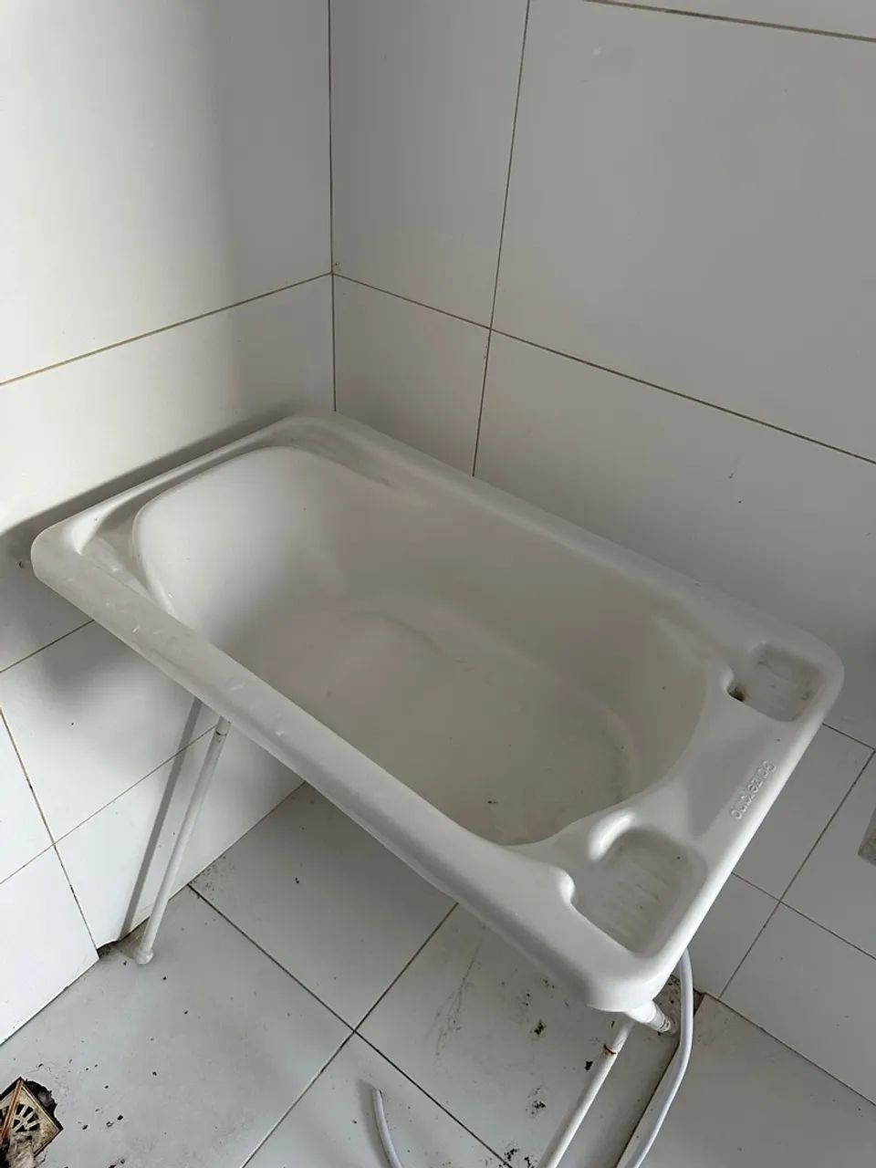 Banheira infantil com suporte