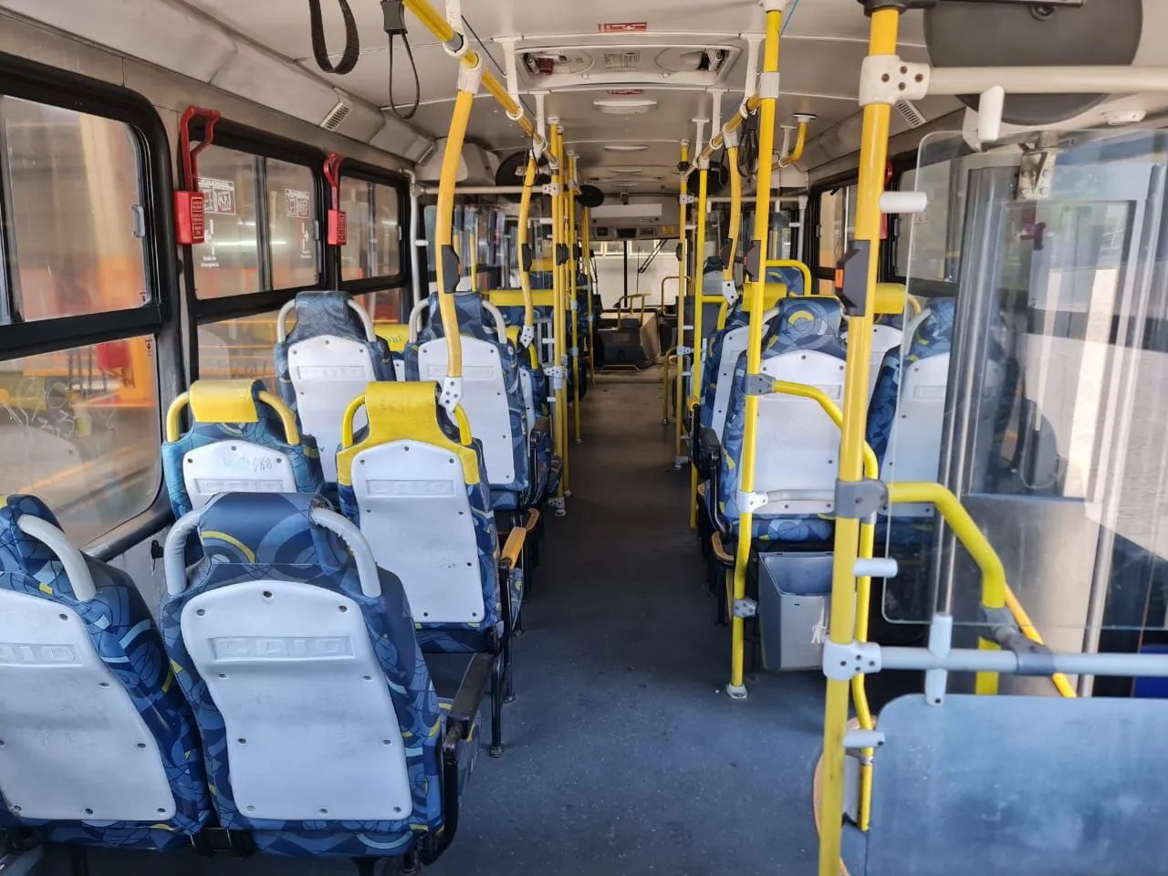 VW 17230 2011/2012 5P 32L $85 - Foto 5