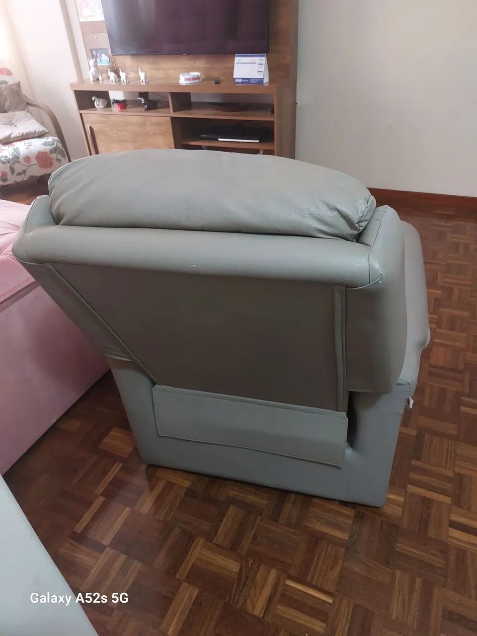 Poltrona confortável e aconchegante - Foto 5