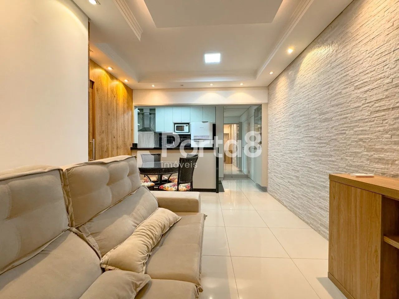 Apartamento Mobiliado com 2 Dormitórios para Alugar no Akadia - Próximo ao Plaza Shopping.