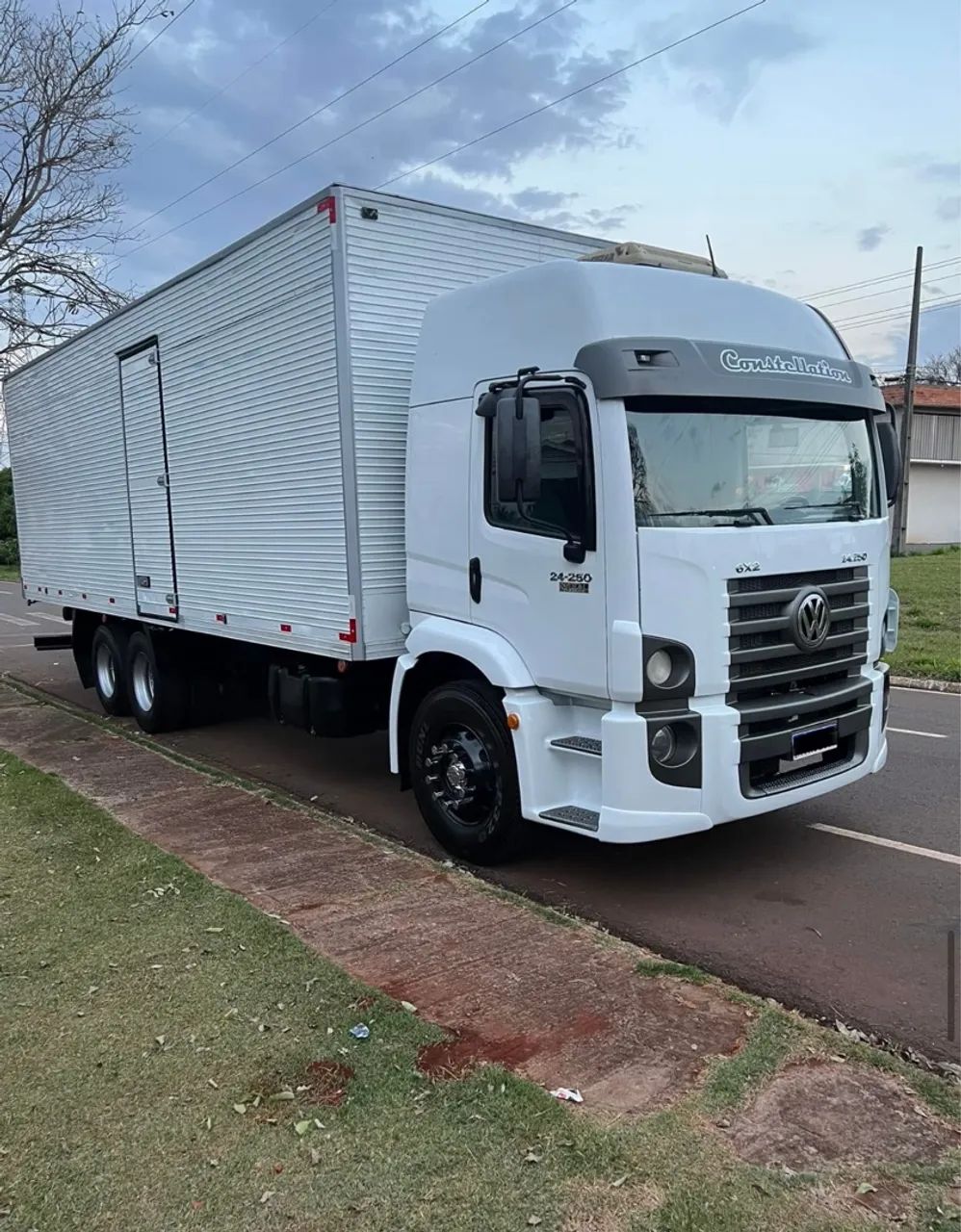 Volks 24.250  Baú  - Foto 2