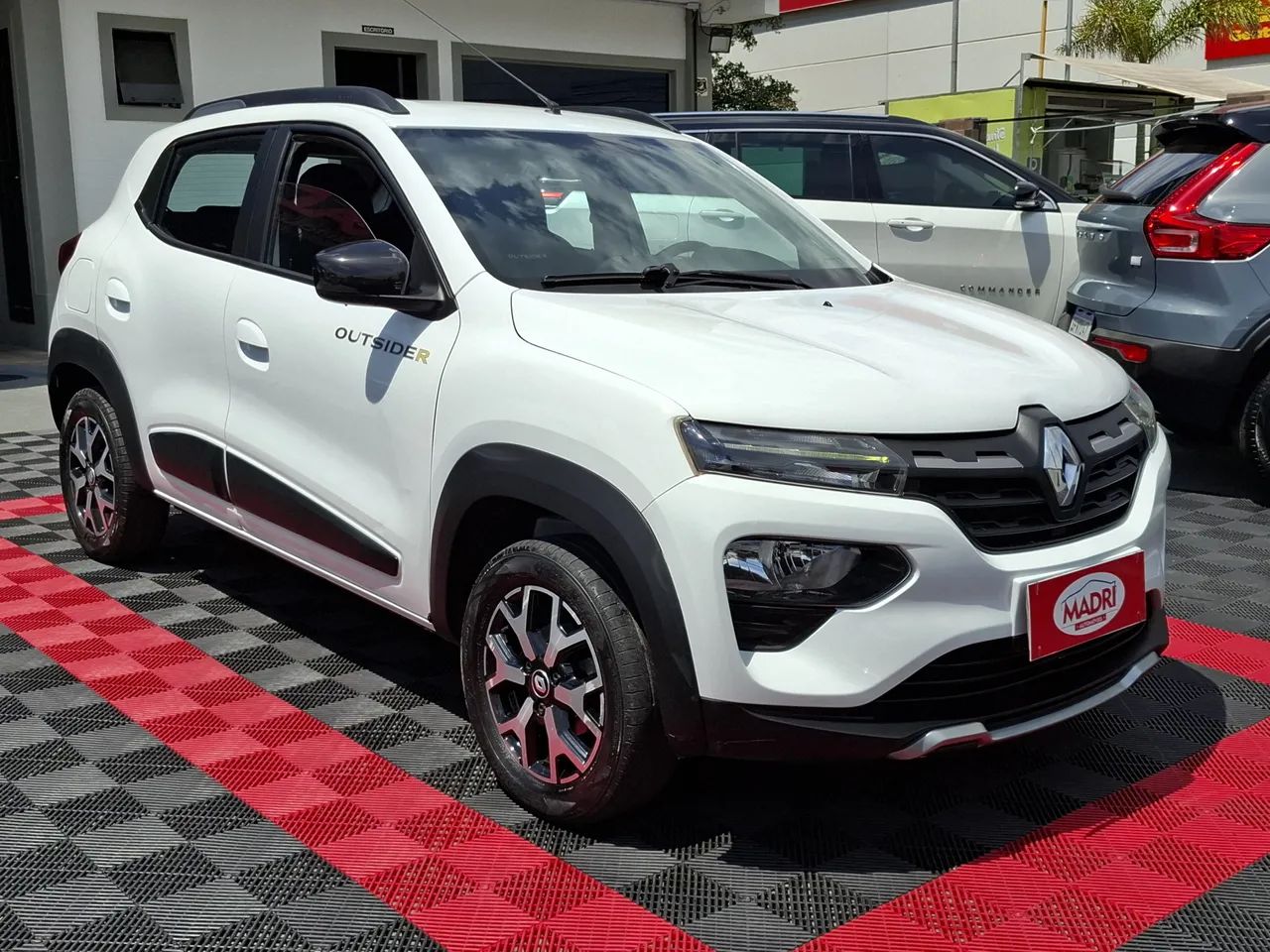 Renault Kwid Outsider 1.0 Flex 12V 5P Mec. 2023 - Foto 4
